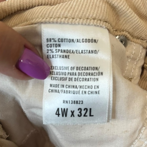 Idyllwind HIGH RISIN' IRISH CREAM SIGNATURE BACK POCKET CORDUROY FLARE JEAN SZ 4 - Picture 14 of 15